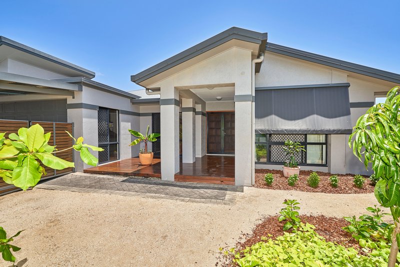 Photo - 14 Howie Close, Kewarra Beach QLD 4879 - Image 2