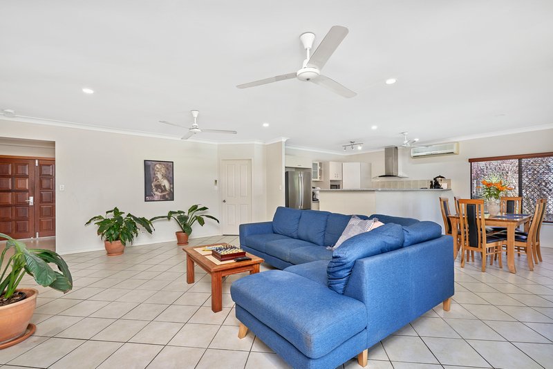 Photo - 14 Howie Close, Kewarra Beach QLD 4879 - Image 6