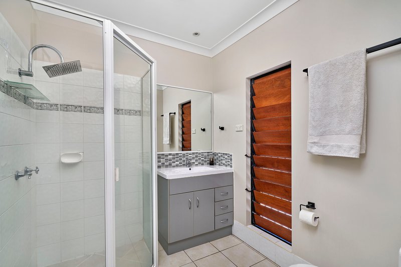 Photo - 14 Howie Close, Kewarra Beach QLD 4879 - Image 14