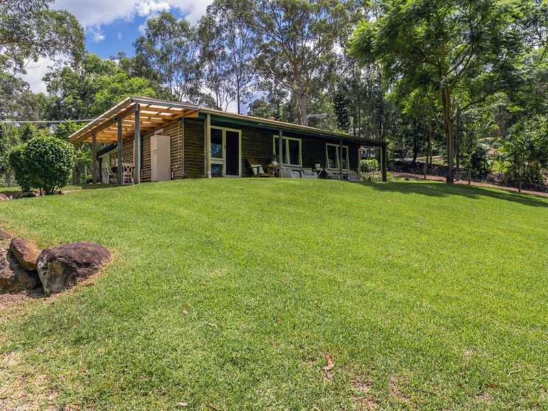 Photo - 14 Hugh Guinea Court, Worongary QLD 4213 - Image 8