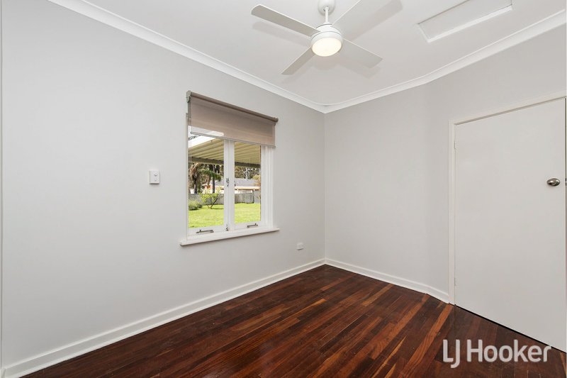 Photo - 14 Hunt Street, Thornlie WA 6108 - Image 7