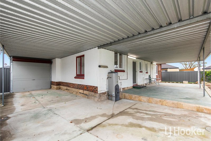 Photo - 14 Hunt Street, Thornlie WA 6108 - Image 11