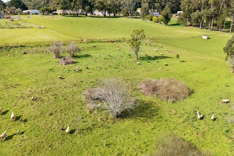 Photo - 14 Hunter Road, Silvan VIC 3795 - Image 4