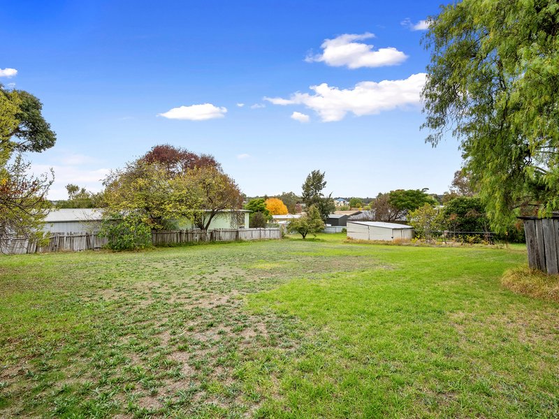 Photo - 14 Hunter Street, Golden Square VIC 3555 - Image 12