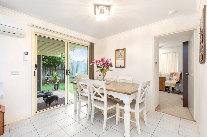 Photo - 14 Hyperno Road, Point Vernon QLD 4655 - Image 2