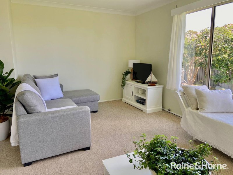 Photo - 14 Ilett Street, Mollymook NSW 2539 - Image 5