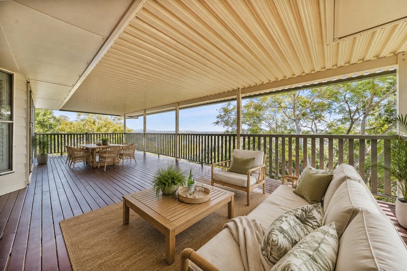 Photo - 14 Innes Crescent, Cornubia QLD 4130 - Image 5