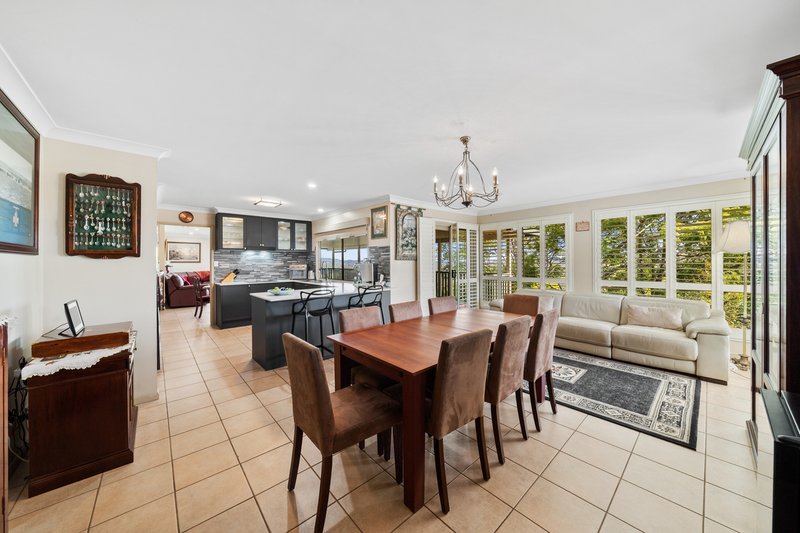 Photo - 14 Innes Crescent, Cornubia QLD 4130 - Image 10