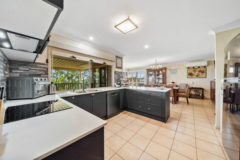 Photo - 14 Innes Crescent, Cornubia QLD 4130 - Image 11