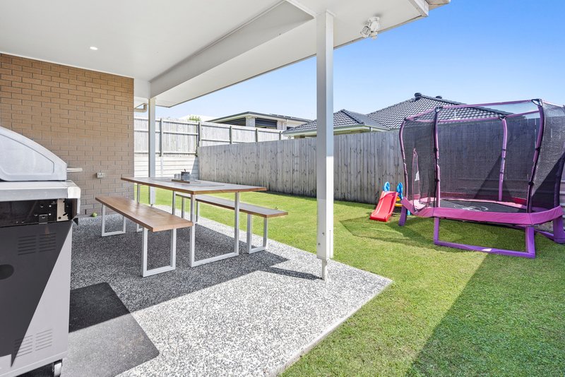 Photo - 14 Ioannou Place, Coomera QLD 4209 - Image 15