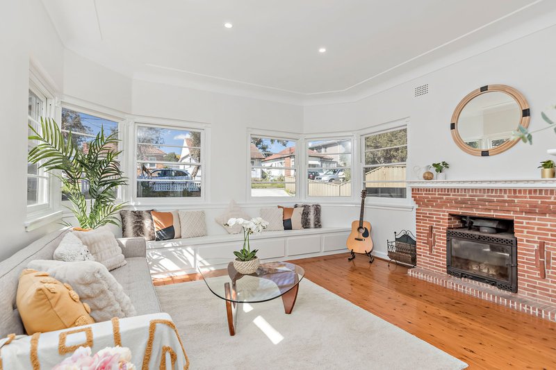 Photo - 14 Irvine Crescent, Ryde NSW 2112 - Image 4