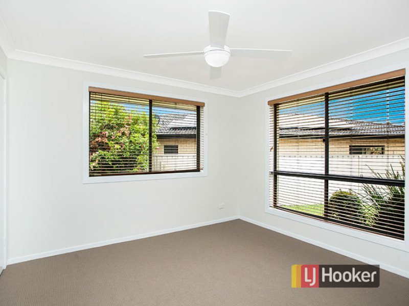 Photo - 14 Ivy Crescent, Old Bar NSW 2430 - Image 10