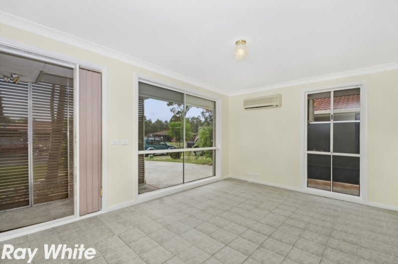 Photo - 14 Jacaranda Pl , Doonside NSW 2767 - Image 4