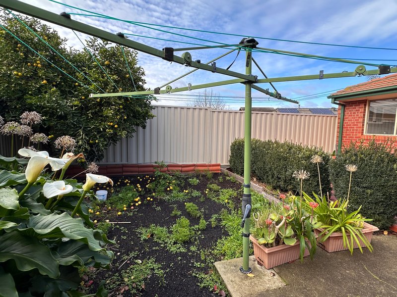 Photo - 14 Jamieson Close, Roxburgh Park VIC 3064 - Image 17
