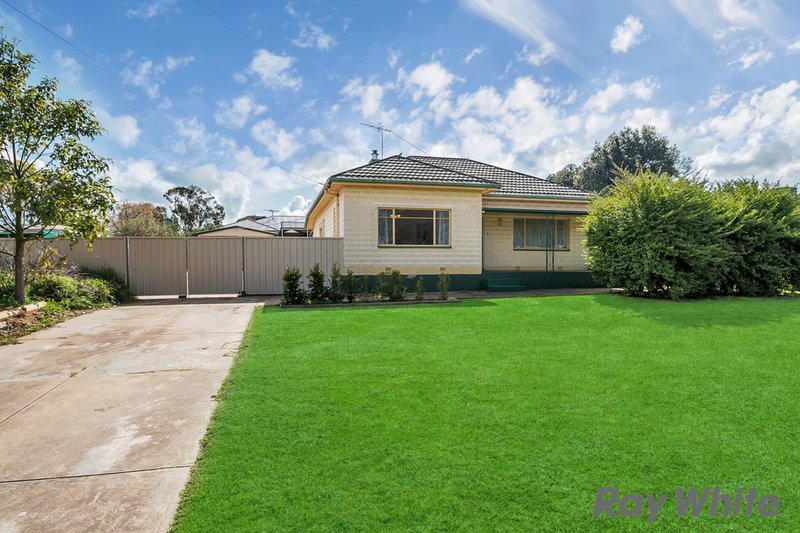 Photo - 14 Jane Street, Willaston SA 5118 - Image 2