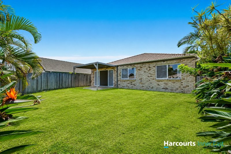 Photo - 14 Jasmine Street, Wakerley QLD 4154 - Image 5