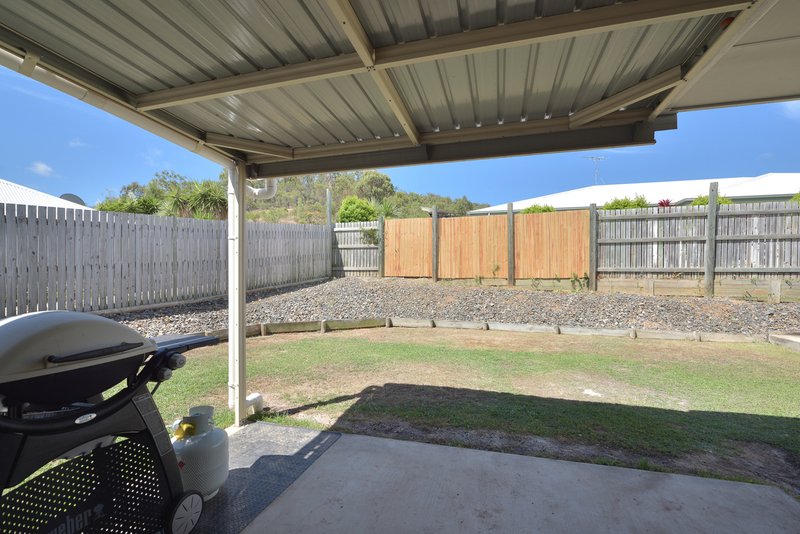 Photo - 14 Jeana Close, Boyne Island QLD 4680 - Image 13