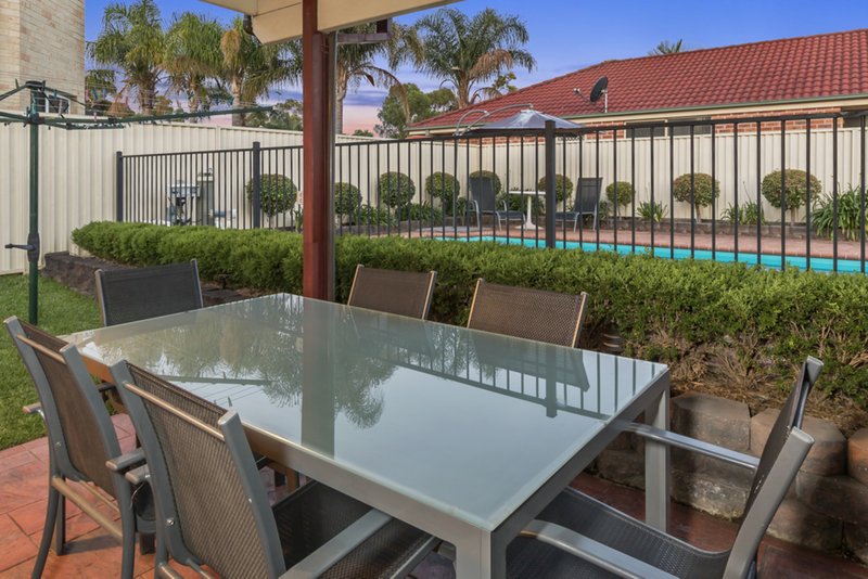 Photo - 14 Jenolan Court, Wattle Grove NSW 2173 - Image 14