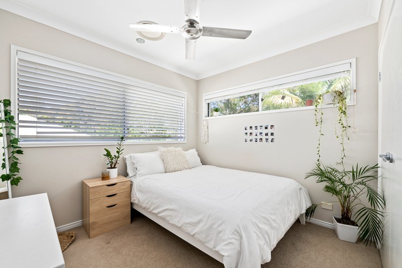 Photo - 14 Jersey Place, Kawana Island QLD 4575 - Image 14