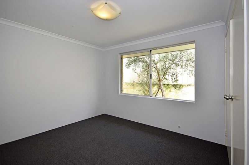 Photo - 14 Jindalee Boulevard, Jindalee WA 6036 - Image 15