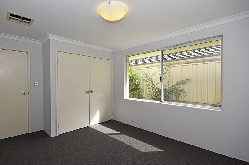 Photo - 14 Jindalee Boulevard, Jindalee WA 6036 - Image 17