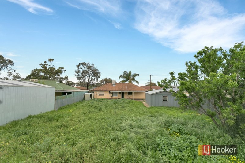 Photo - 14 Joanne Terrace, Parafield Gardens SA 5107 - Image 3