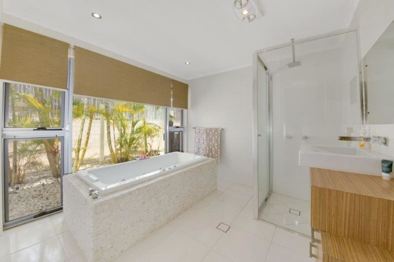 Photo - 14 Jordana Court, New Auckland QLD 4680 - Image 11