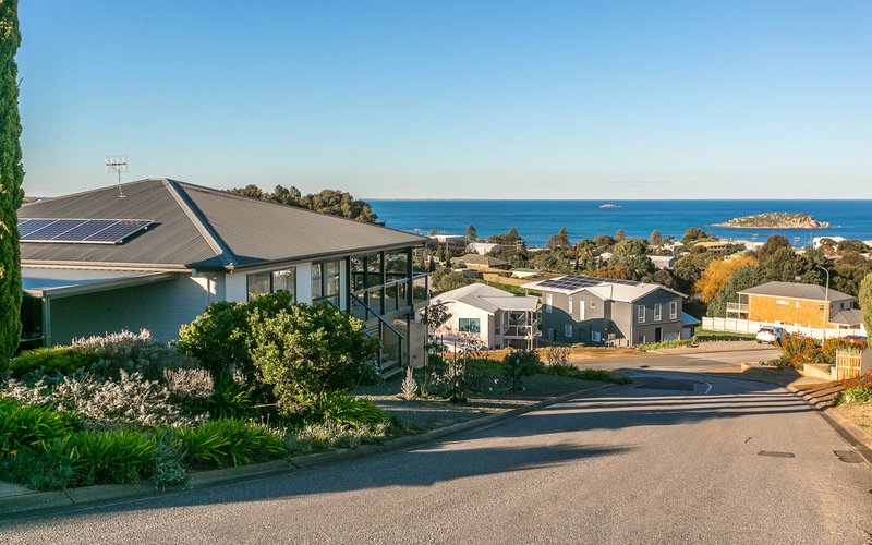 14 Joy Street, Encounter Bay SA 5211