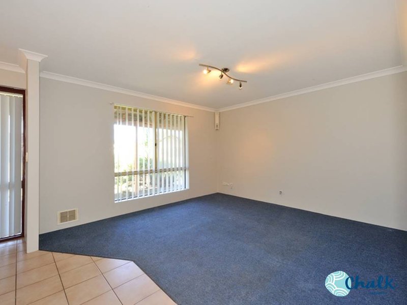 Photo - 14 Jucara Mews, Warnbro WA 6169 - Image 4