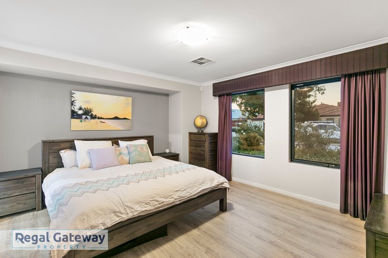 Photo - 14 Jurien Way, Hammond Park WA 6164 - Image 4