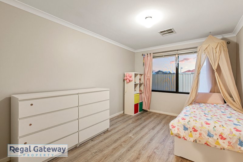 Photo - 14 Jurien Way, Hammond Park WA 6164 - Image 14