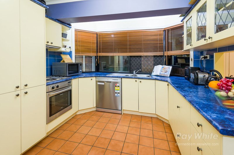 Photo - 14 Justice Street, Wishart QLD 4122 - Image 5