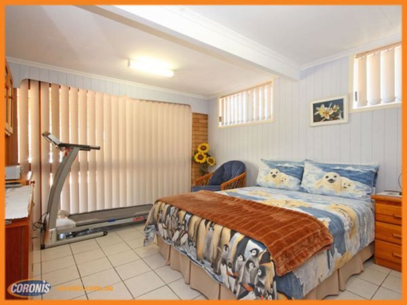 Photo - 14 Kagara Street, Kippa-Ring QLD 4021 - Image 17