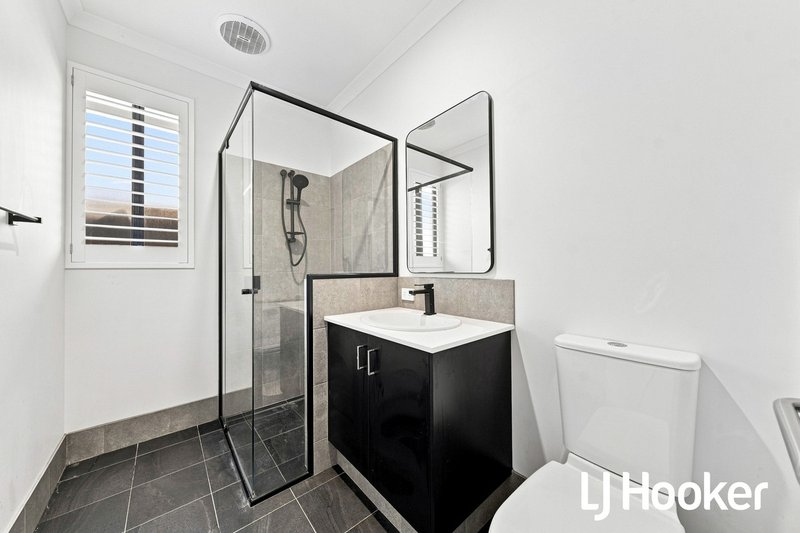 Photo - 14 Kane Loop, Alkimos WA 6038 - Image 10