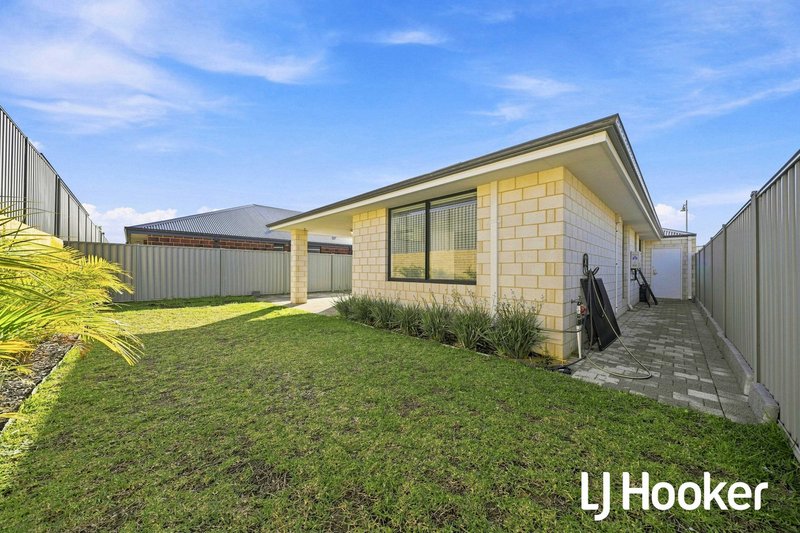 Photo - 14 Kane Loop, Alkimos WA 6038 - Image 15