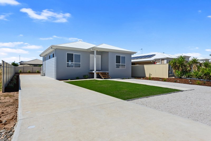 Photo - 14 Kassa Road, North Beach SA 5556 - Image 3