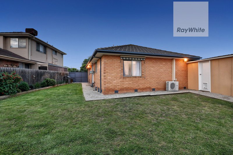 Photo - 14 Katrina Drive, Gladstone Park VIC 3043 - Image 18