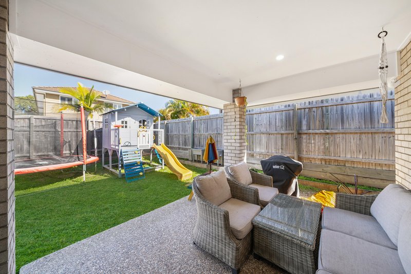 Photo - 14 Kawana Street, North Lakes QLD 4509 - Image 5