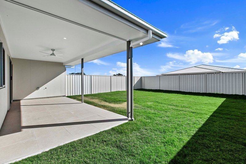 Photo - 1/4 Keel Street, Burrum Heads QLD 4659 - Image 26