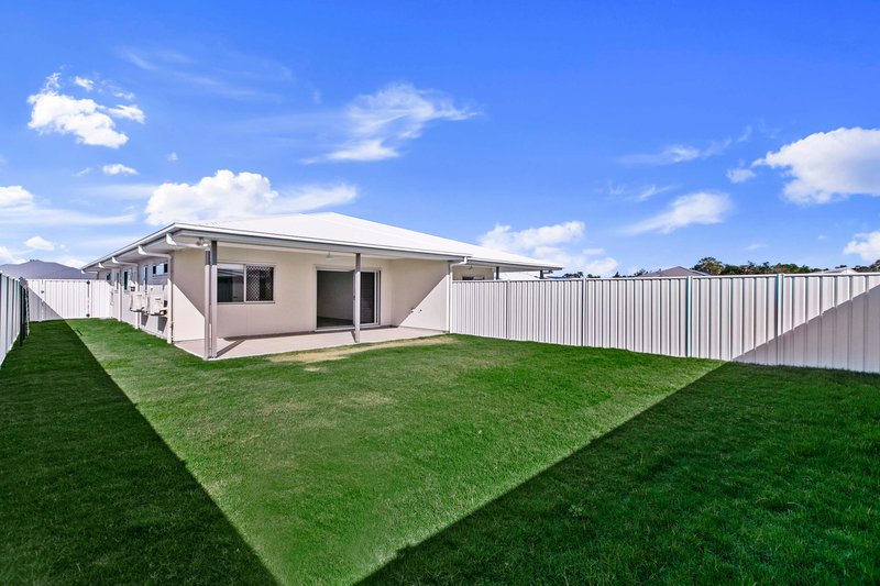 Photo - 1/4 Keel Street, Burrum Heads QLD 4659 - Image 27