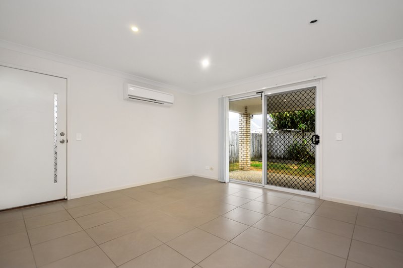 Photo - 1/4 Kello Court, Caboolture QLD 4510 - Image 3