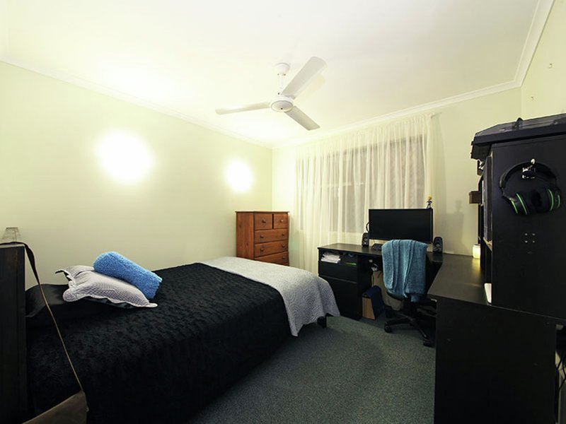 Photo - 14 Kestrel Court, Morayfield QLD 4506 - Image 12