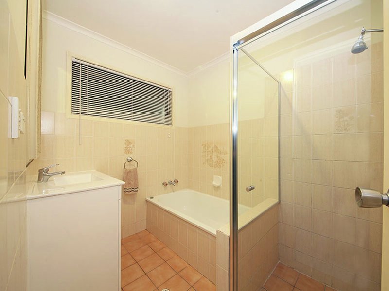 Photo - 14 Kestrel Court, Morayfield QLD 4506 - Image 16