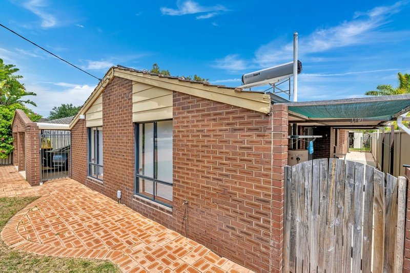 Photo - 14 Kingsbridge Road, Warnbro WA 6169 - Image 23