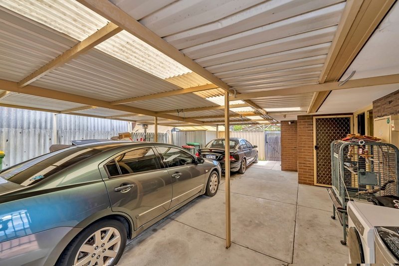 Photo - 14 Kingsbridge Road, Warnbro WA 6169 - Image 24