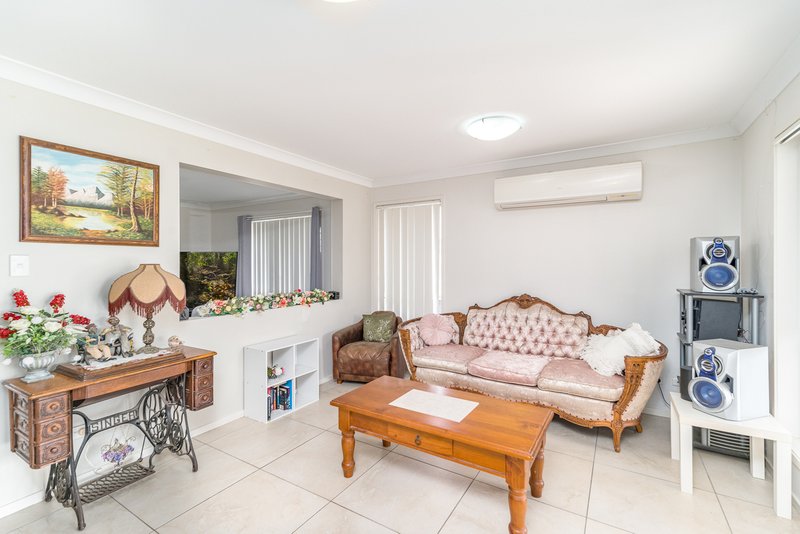 Photo - 14 Kingsley Dr , Beaudesert QLD 4285 - Image 5