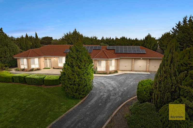 Photo - 14 Kingston Boulevard, Hoppers Crossing VIC 3029 - Image 2