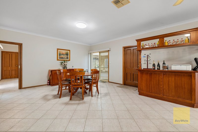 Photo - 14 Kingston Boulevard, Hoppers Crossing VIC 3029 - Image 15
