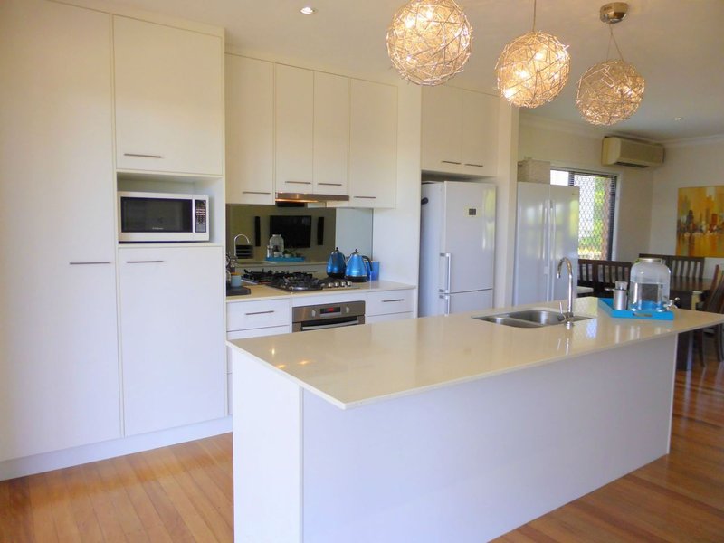 Photo - 14 Kirkwood Street, Margate QLD 4019 - Image 5