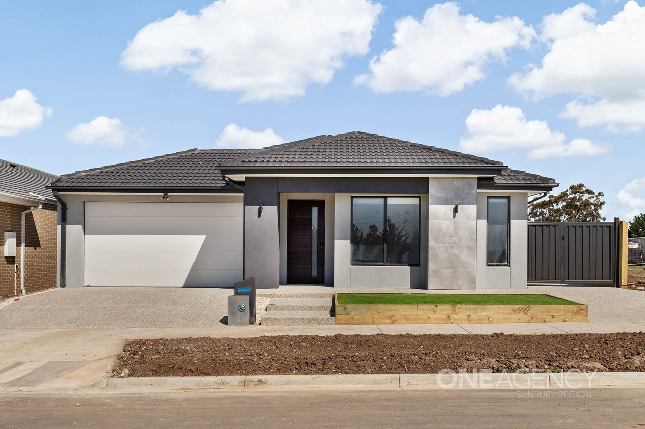 4-bedroom house at 14 Kloni Street, Sunbury VIC 3429, , Victoria